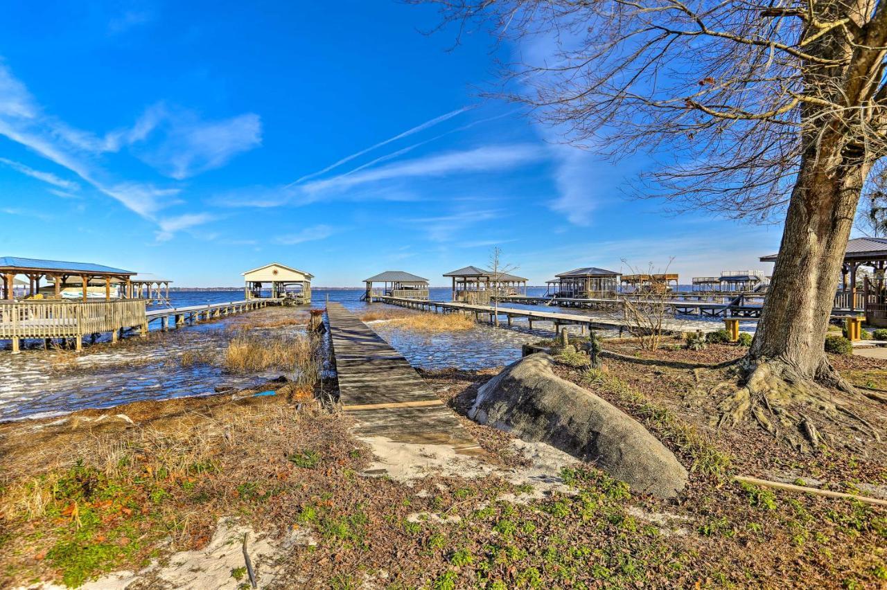 Lake Waccamaw Home With Fenced Yard And Shared Pier! Zewnętrze zdjęcie