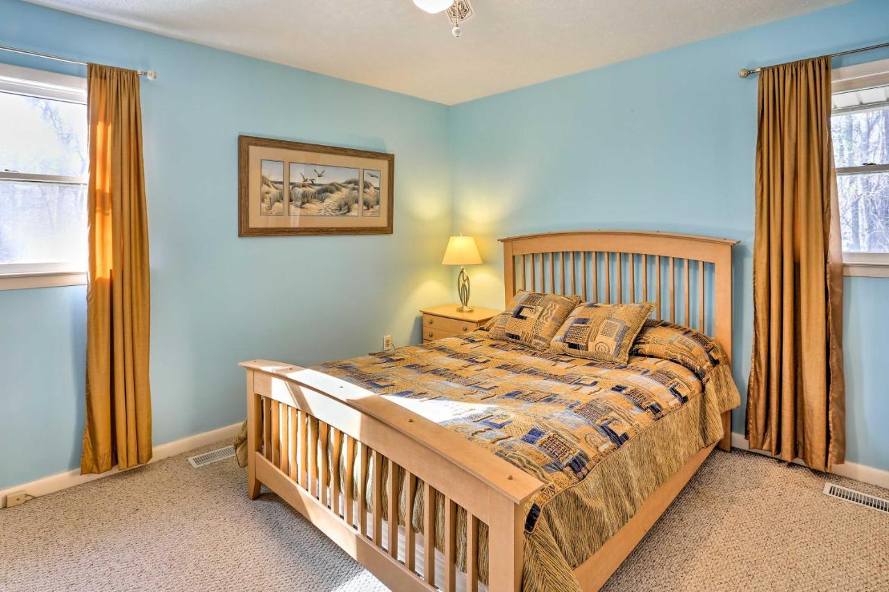Lake Waccamaw Home With Fenced Yard And Shared Pier! Zewnętrze zdjęcie