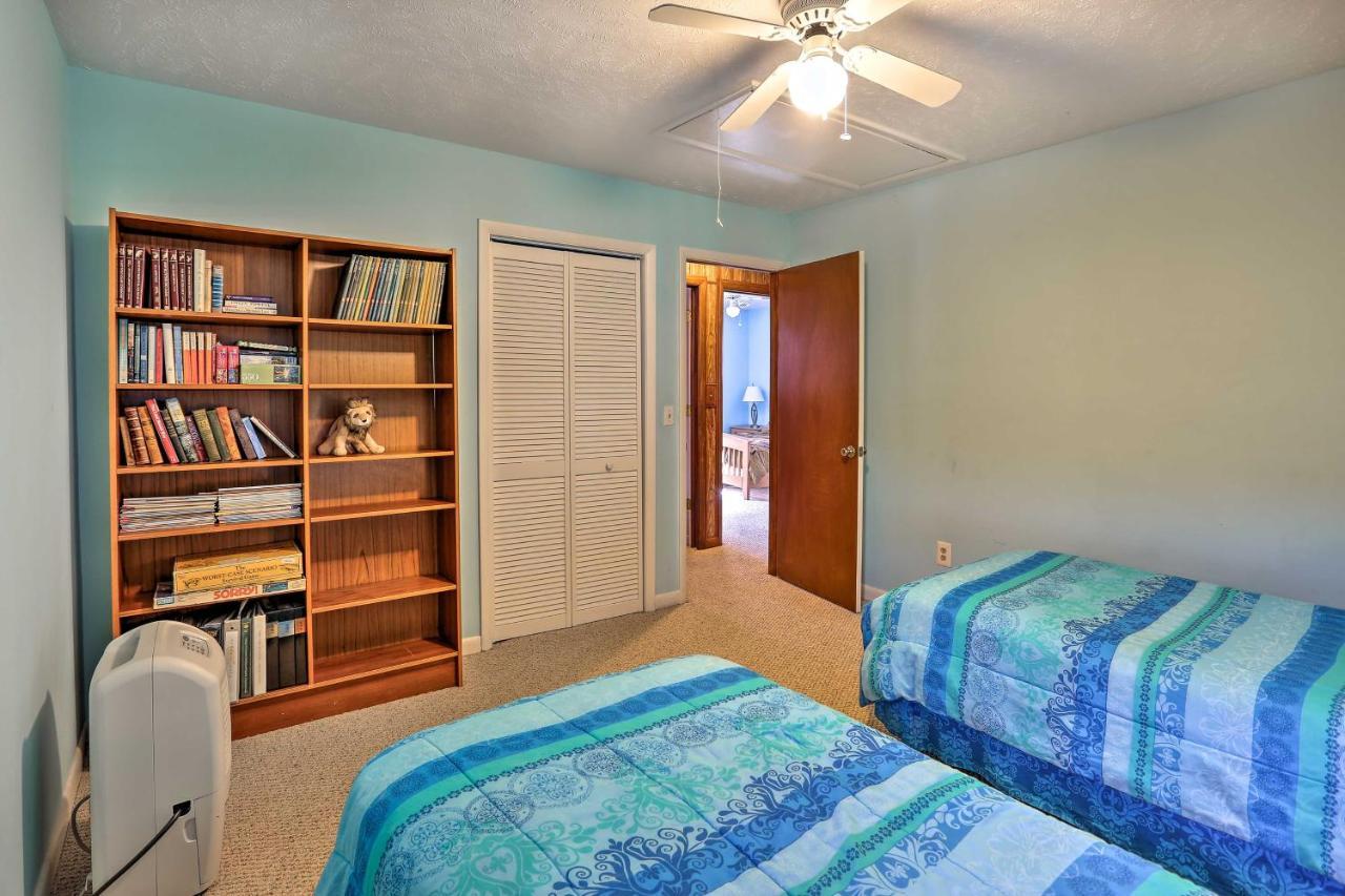 Lake Waccamaw Home With Fenced Yard And Shared Pier! Zewnętrze zdjęcie